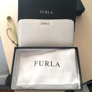 Furla wallet in white